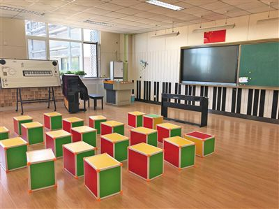 北京理工大学附属实验学校，小学部音乐教室