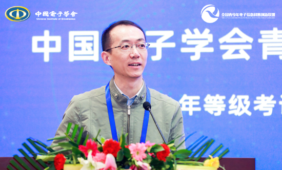 中国科协科普部科普信息化处处长张斌
