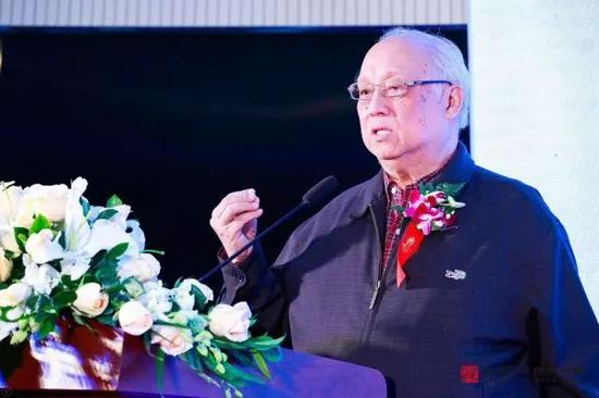 教育部高校学生司原司长、中国高校毕业生就业协会副理事长王炽昌祝词