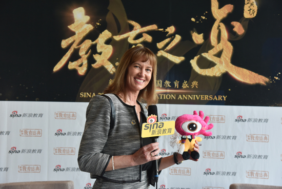 海嘉国际双语学校中学部校长 Sharyn Baddeley