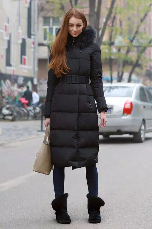 长款收腰羽绒服