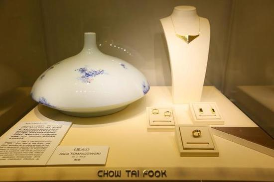 周大福“宫廷”系列产品展示