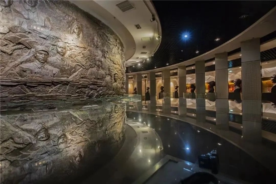  小红书@图游世界