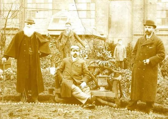 ▲品牌创始人 Alfred Sargent（右一）（image：gentlemansgazette）