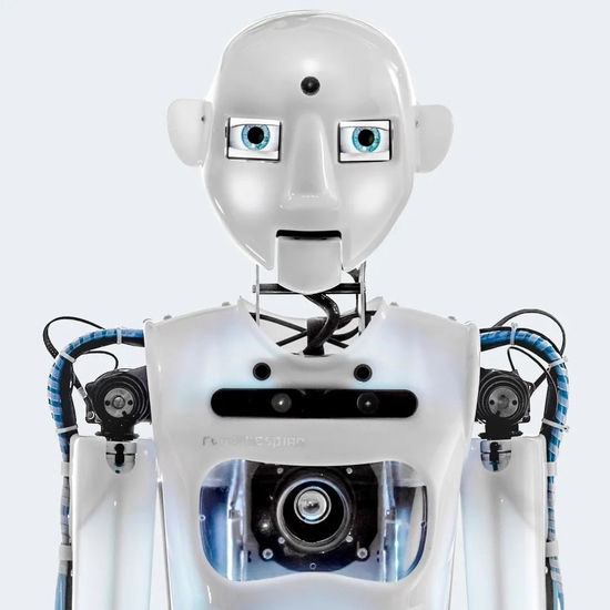 RoboThespian / via：Engineered Arts