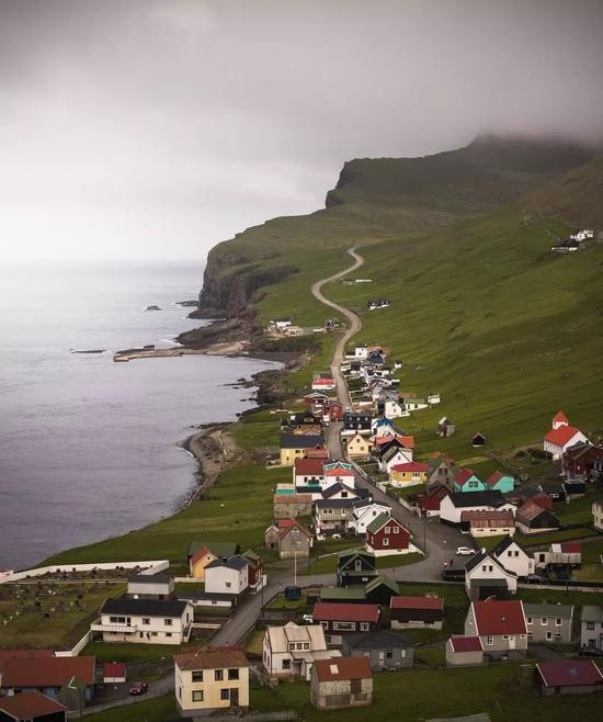 Photo by@visitfaroeislands.ins