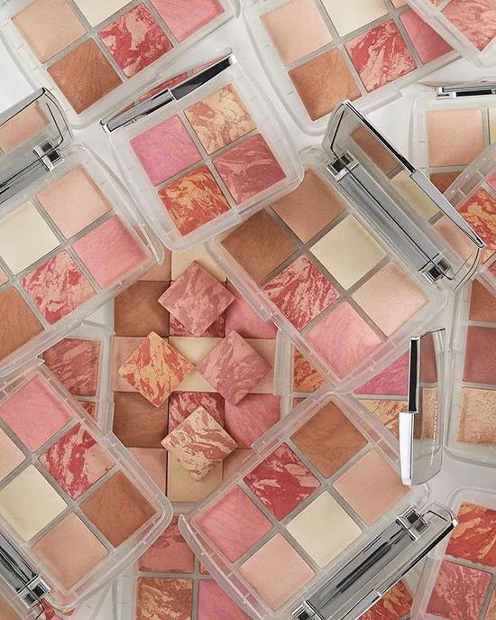 图源ins@hourglasscosmetic