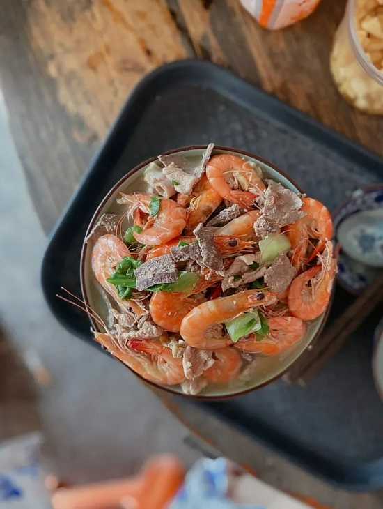 小红书@十元雅仔