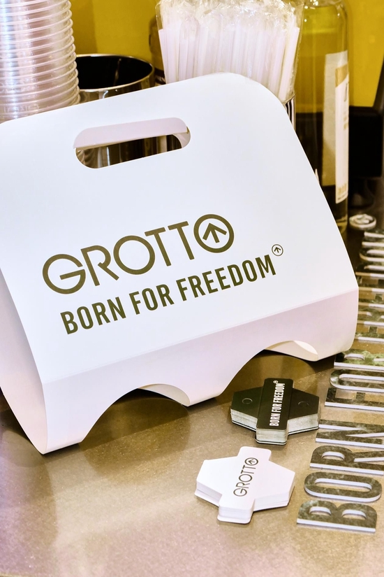 （GROTTO个乐 南京万象天地门店）