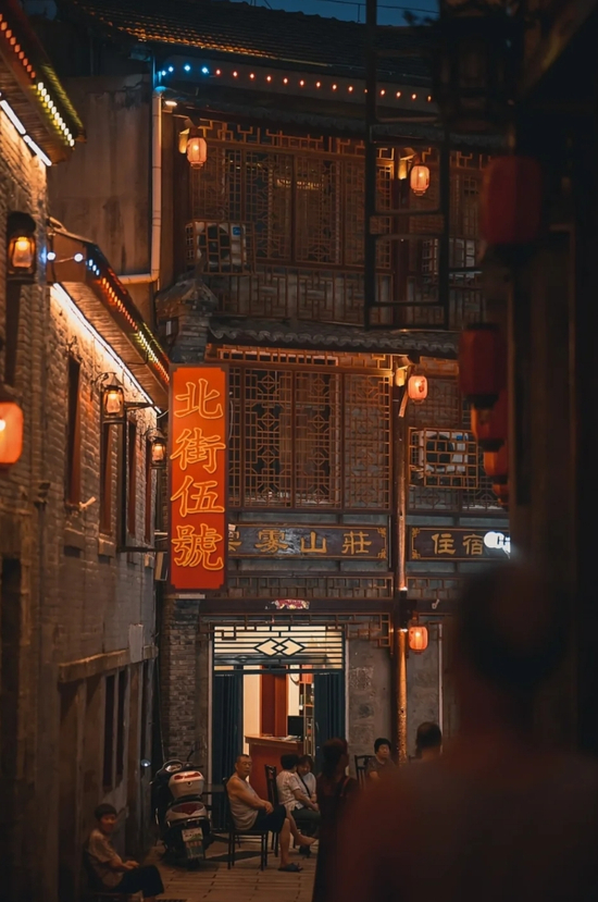 小红书@我是魏海我找潇