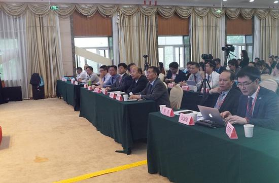 大会邀请了二十余名脂肪移植及线雕专家演讲及示教