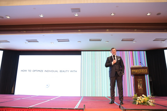 Dr. Michael Palatin
