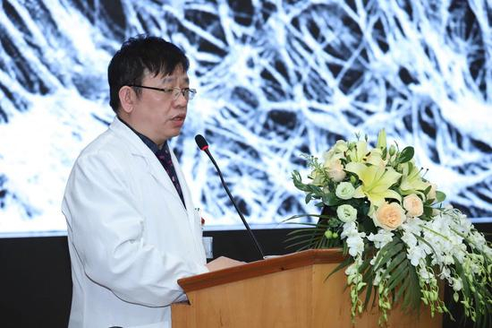 戴传昌教授讲解膨体鼻延长与肋软骨适应症