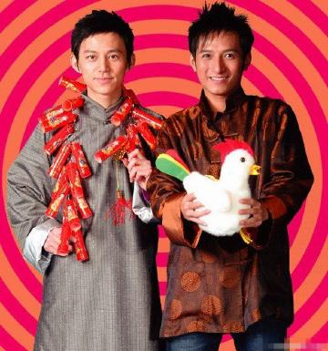 何炅、李维嘉合影