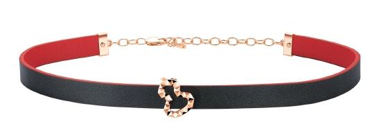 演员邢菲佩戴Qeelin Wulu 18 18K玫瑰金耳骨夹及Qeelin Wulu 18 Choker
