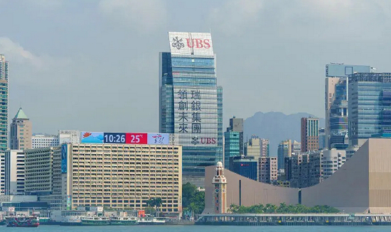 开辟了房地产和金融业务的旭日集团，依然把真维斯作为初心