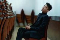 都是黑西装他们就穿得不一般