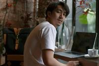 割双眼皮对男生影响有多大?他们就是例子