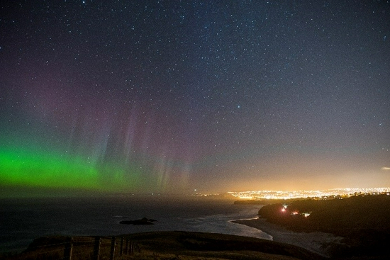 [论澄澈星空和浪漫极光，当然少不了但尼丁的奥塔哥半岛。图片版权：Dunedin NZ]