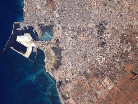 港口城市班加西