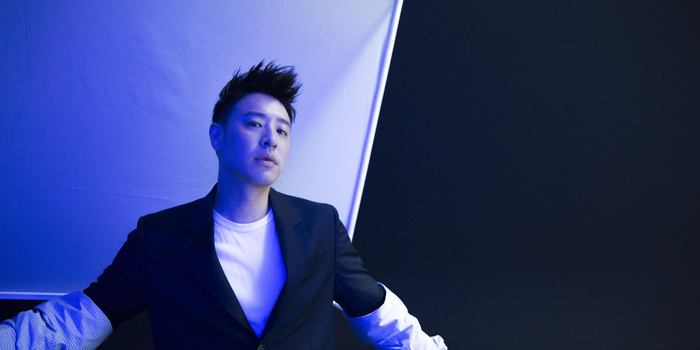 潘玮柏《哑巴》MV首挑战手语_手机新浪网