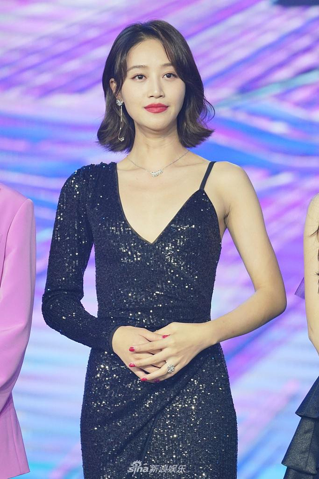 组图:姐姐同框比美!伊能静张雨绮黄圣依张萌等全是长腿细腰