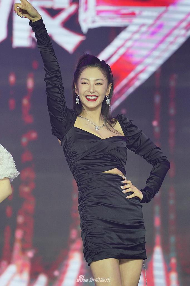 组图:姐姐同框比美!伊能静张雨绮黄圣依张萌等全是长腿细腰