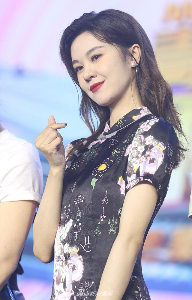 组图:姐姐同框比美!伊能静张雨绮黄圣依张萌等全是长腿细腰