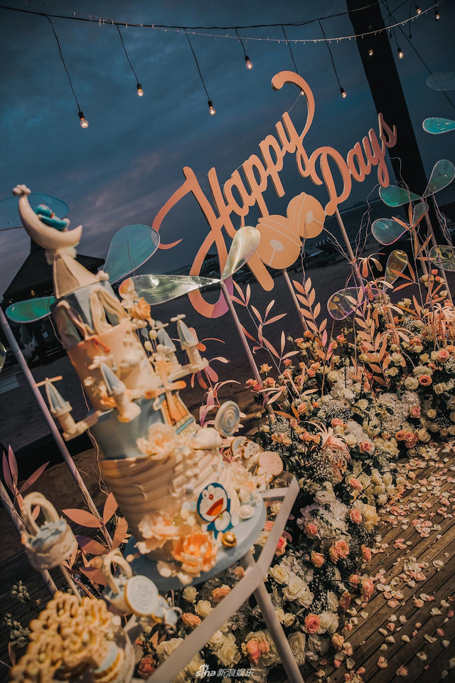 组图：付辛博颖儿女儿百日宴温馨现场公开！一家三口甜蜜同框