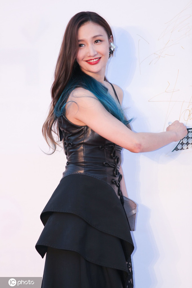 演员牛萌萌吸毒被控制 曾与张国立之子张默相恋