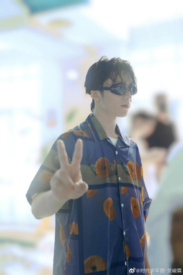 刘耀文17岁生日时代少年团成员纷纷发文送上祝福_新浪图片