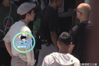 董子健官宣离婚后首现身被拍 认真拍戏未受影响