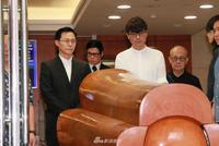 TVB老戏骨夏萍出殡 干儿子林家栋现身好友刘江白发送行