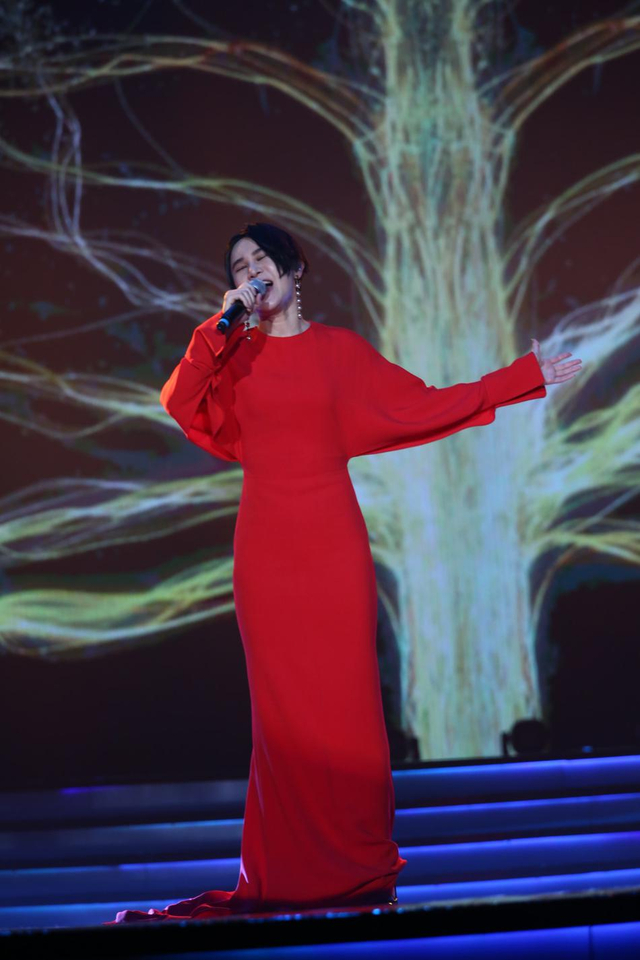 尚雯婕惊艳演唱