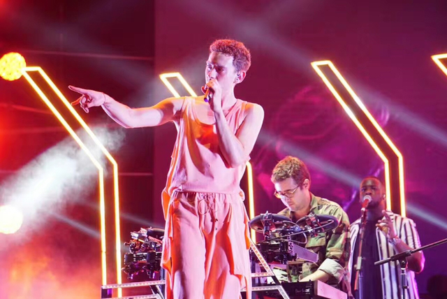 yy olly