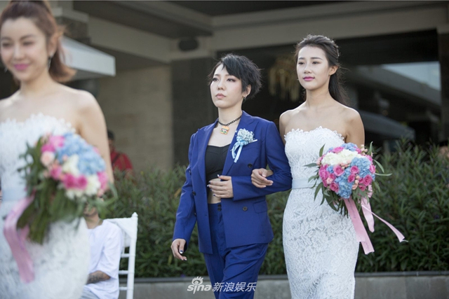 吴莫愁反串伴郎
