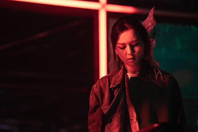 周笔畅巡演全程高跟鞋玩唱跳