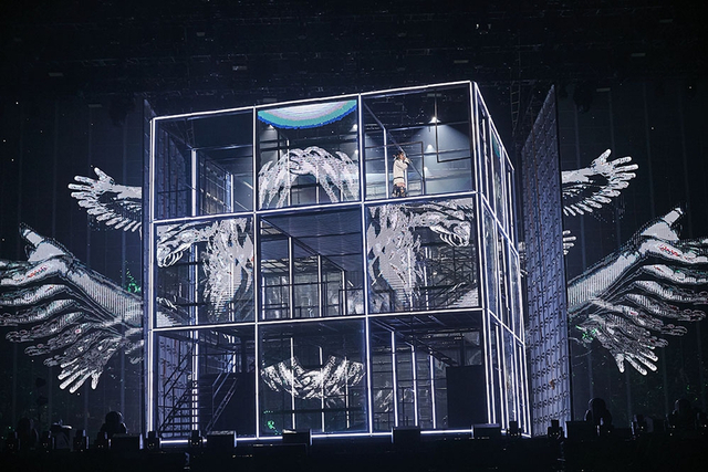 周笔畅巡演全程高跟鞋玩唱跳