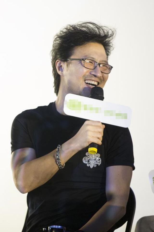 汪峰蜜谈与章子怡恋爱细节