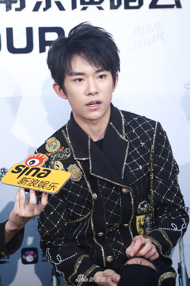 组图：成军4周年 TFBOYS三子谈成长与突破