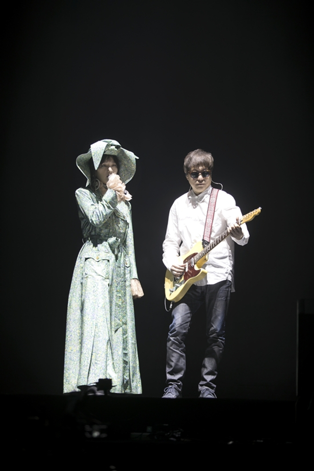 周笔畅上海站演唱会首唱新歌