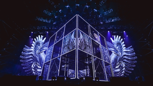 周笔畅上海站演唱会首唱新歌