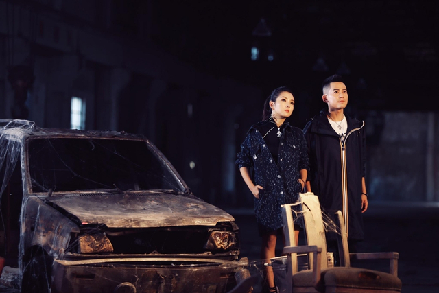 苏醒何洁《Stand Up Again》MV