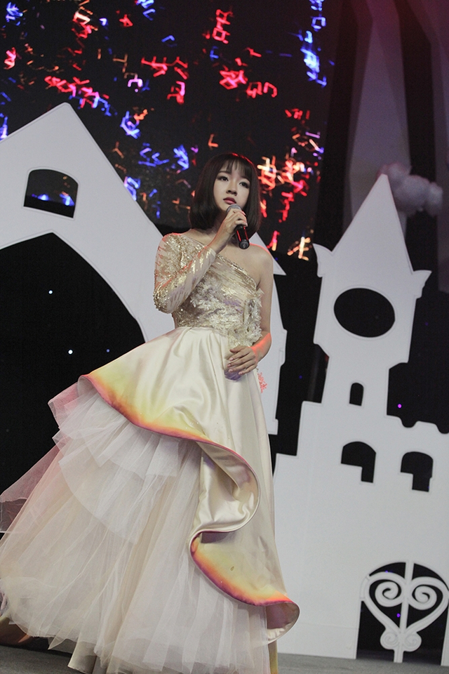 组图：阿悄新专辑《霓NEED》上线 发布会在京举行