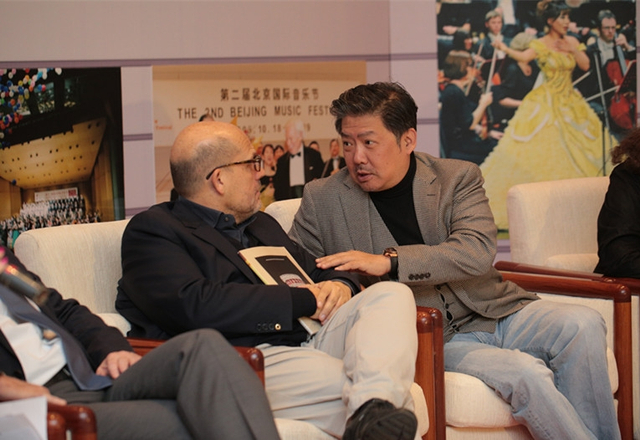 指挥大师梵志登与北京国际音乐节艺术总监余隆