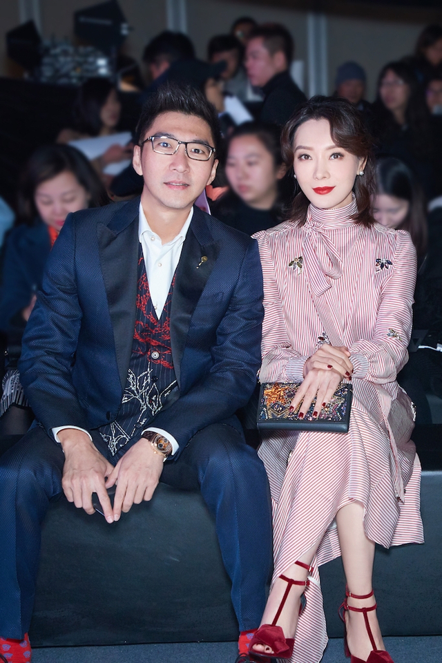 赵胤胤陈数共同出席时尚活动 夫妻忙里相聚