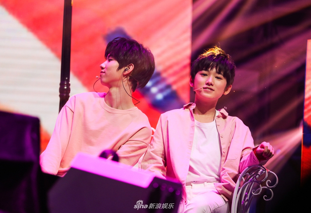 组图：TF家族冬日嘉年华圆满落幕 十位新生献精彩表演