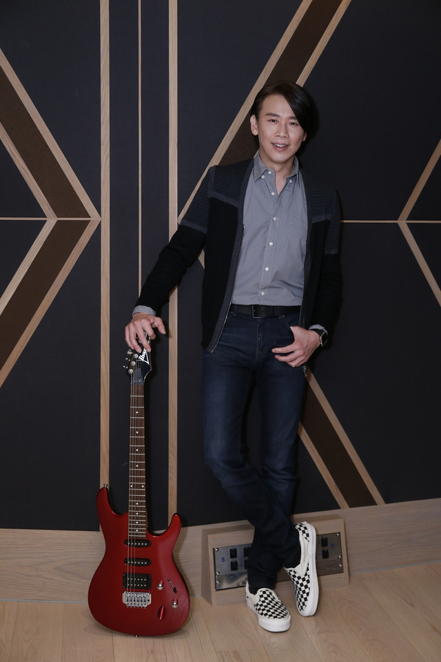 组图：陶喆阿杜柯有伦林明祯等群星跨年 在各地带来表演