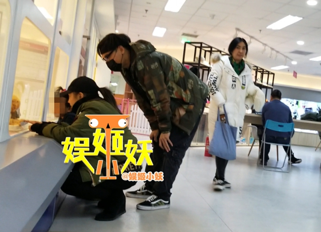 组图：疑似赫子铭与刁磊前妻录音曝光 何洁被指插足婚姻