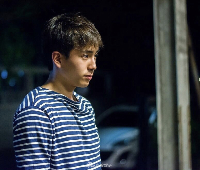 天才枪手班克学长不仅鲜嫩多汁 身材竟然还这么好!